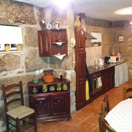 Landhaus Casa Do Forno Da Aldeia - Serra Da Estrela *