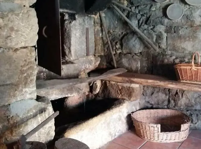 Casa Do Forno Da Aldeia - Serra Da Estrela Landsted